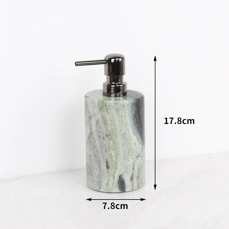 ensemble décoration salle bain marbre vert blanc moderne distributeur savon boîte mouchoirs flacon parfum