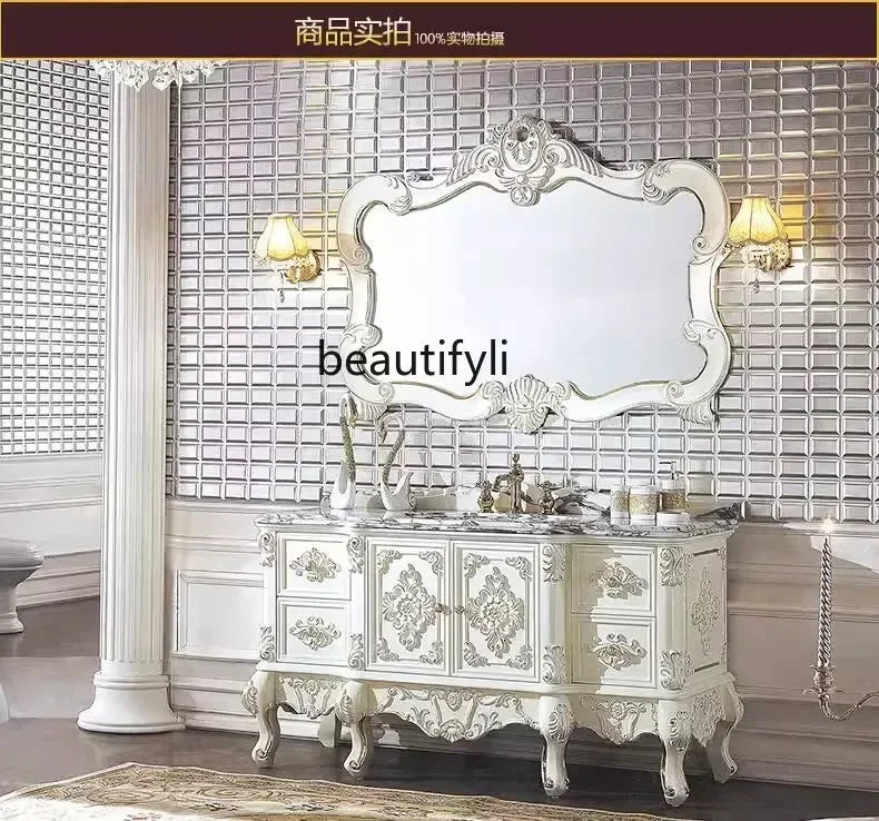 meuble salle bain blanc marbre ornements baroques vasque miroir accessoires classique autonome bois