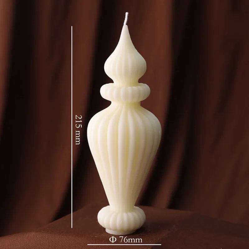 bougies aromathérapie blanches rayures architecturales classiques opaques İslam festival decoration