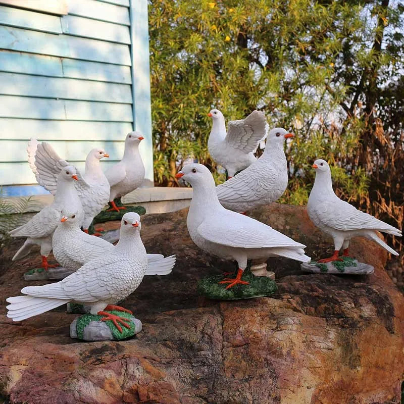 statues pigeons blancs relief plumes mousse artificielle base rocher extérieur intérieur ornement animal decoration