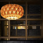 suspension lumineuse bois marron clair feuilles ouvertes moderne organique