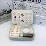 boîte bijoux portable velours beige cuir moderne boucles d'oreilles bagues colliers transparentes chic