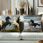 taies d'oreiller polyester motifs chevaux galopants moderne noires blanches 45x45cm sofa lit decoration chambre