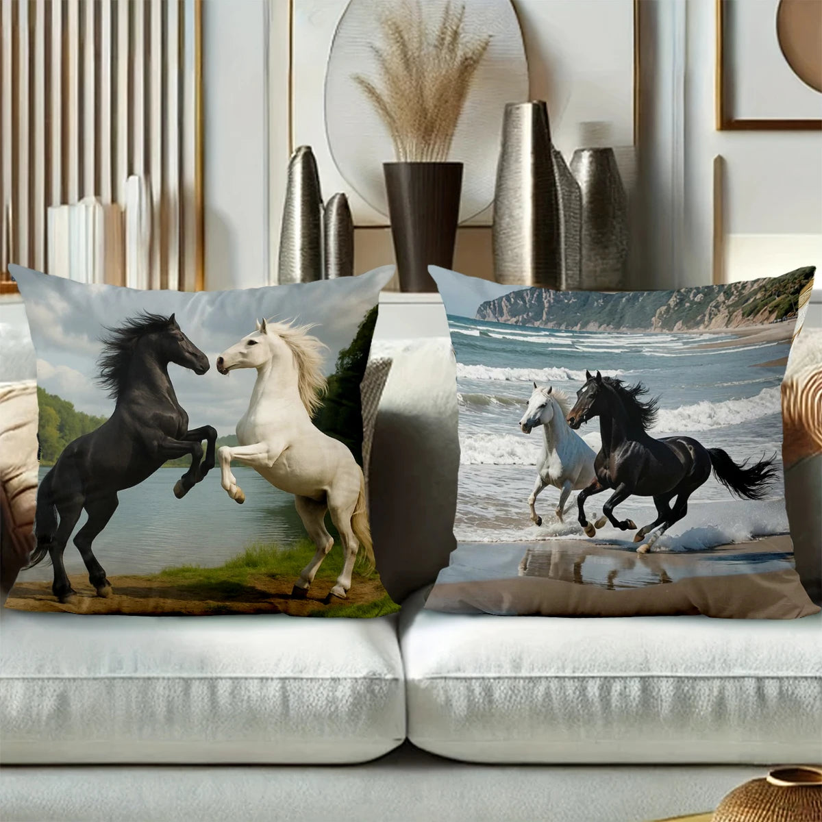 taies d'oreiller polyester motifs chevaux galopants moderne noires blanches 45x45cm sofa lit decoration chambre
