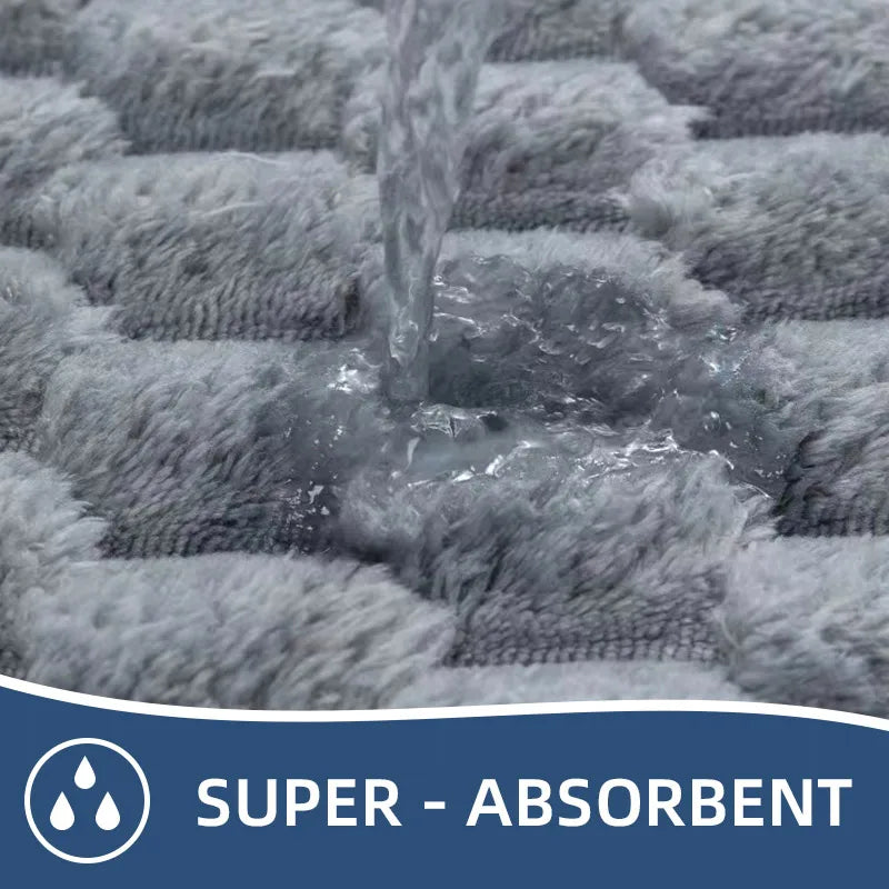 tapis bain moderne rose pâle texture boules respectueux environnement salle bain lavable machine séchage