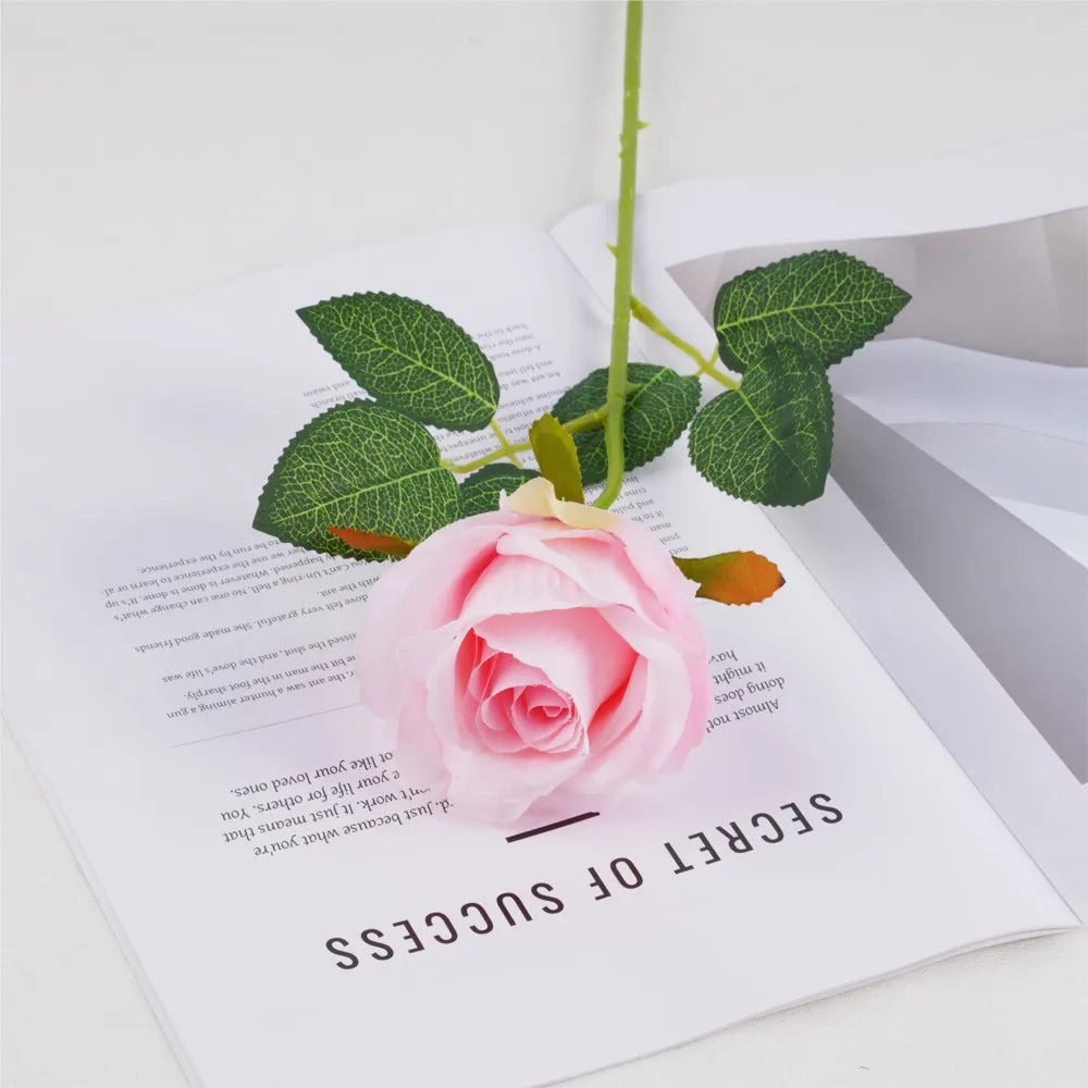 bouquet fleurs artificielles soie roses classiques intérieur décoration maison blanc rose rouge bleu anniversaire