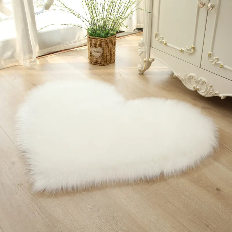 tapis peluche coeur rouge gris violet bleu moderne doux 50x60cm maison décoration chambre salon