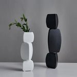 vases decoratifs modernes minimalistes geometriques blanc noir sculpturauxbranches feuillageintérieur decoration
