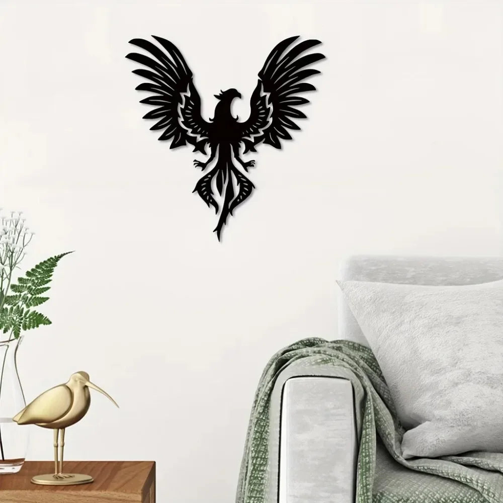Détail du motif Phoenix en métal noir