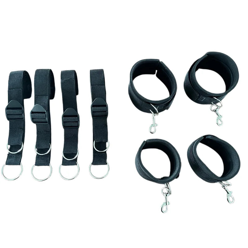ensemble retenues lit noir tissu texturé bracelets sangles boucles réglables érotique bdsm