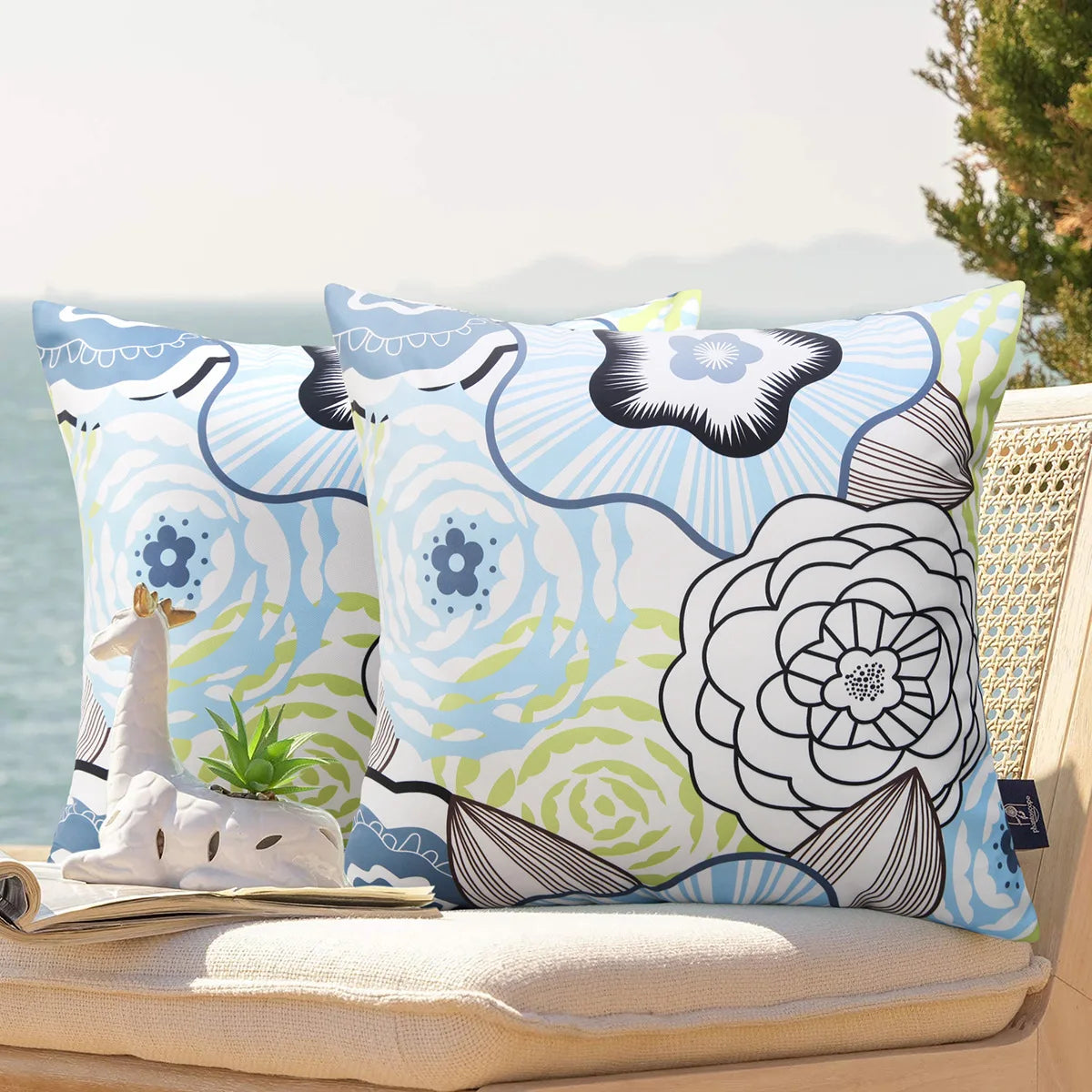 housses coussin imperméables motif floral moderne adhésif bleu violet jaune blanc