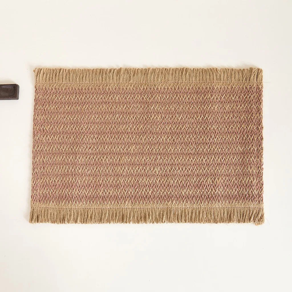 tapis moderne vert beige rouge rayures diagonales respectueux environnement
