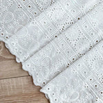 rideau valance blanc motif floral transparent vintage rustique chambre anneaux tringle inclusion éléments