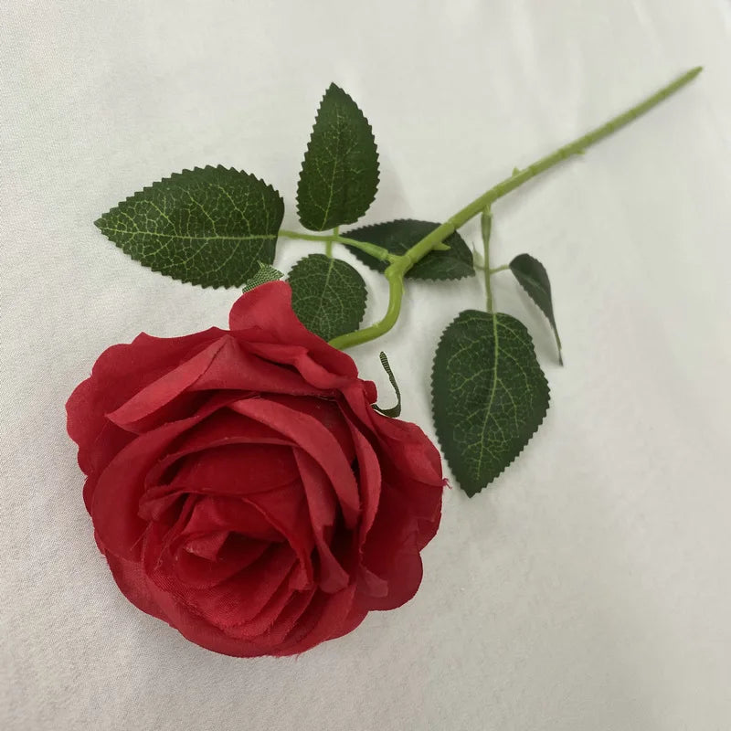 décoration mariage bouquet fleurs artificielles rouge pivoine rose naturel intérieur festive