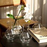 vases transparents modernes minimalistes decoratifs table set pieces différentes collections eventuelles deco