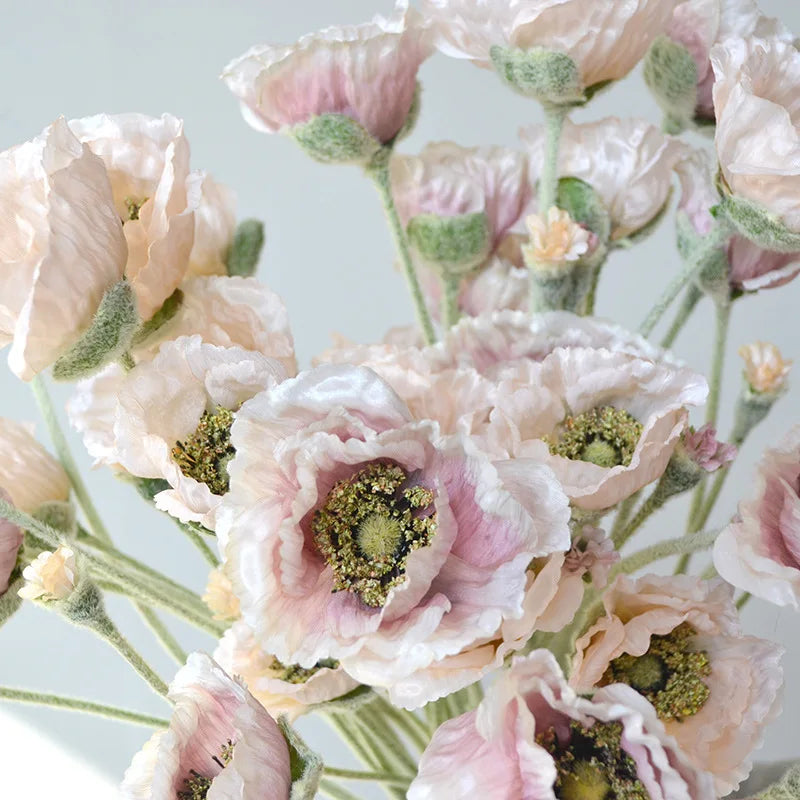bouquet artificiel moderne coquelicot rose blanc mariage décoration table événement minimaliste