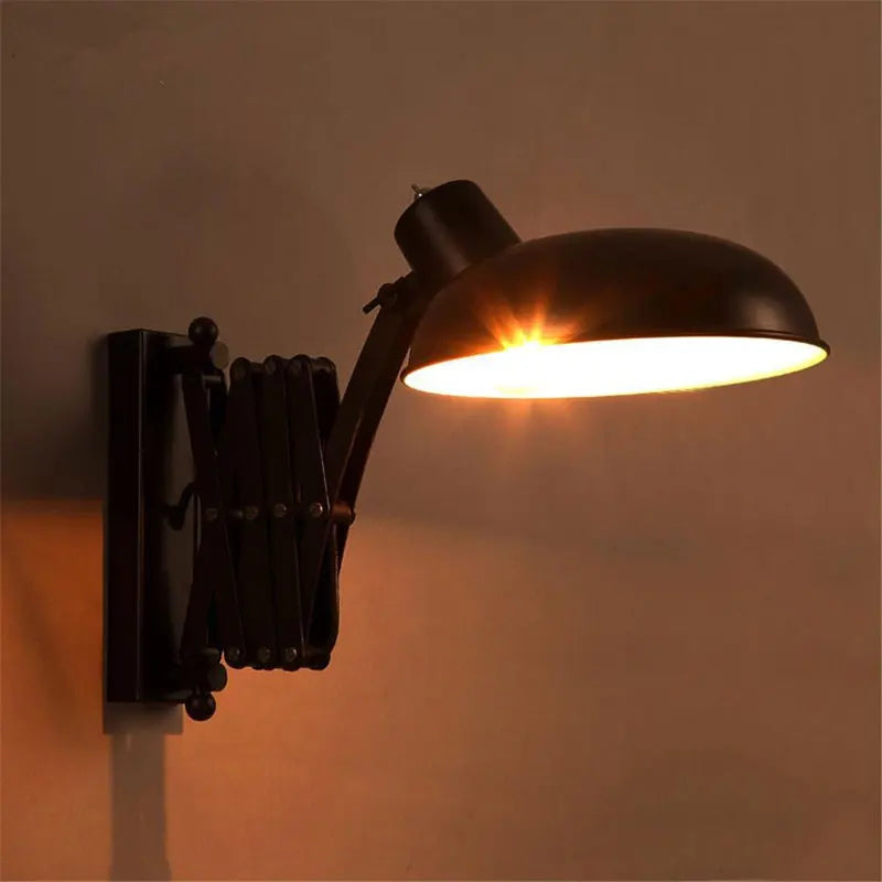 lampe murale industrielle articulée noir mat abat jour métal vis