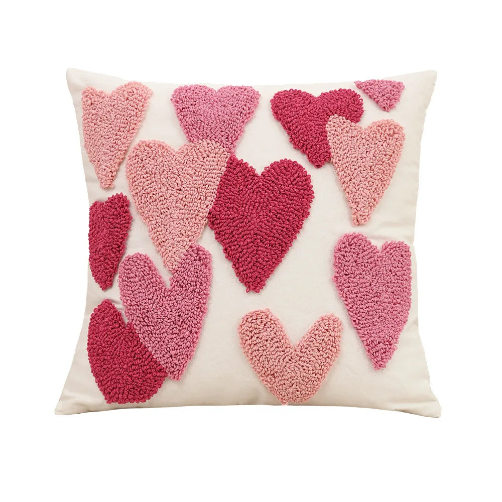 housse coussin brodée velours coton motif cœur relief rose décoration maison valentin 45x45cm