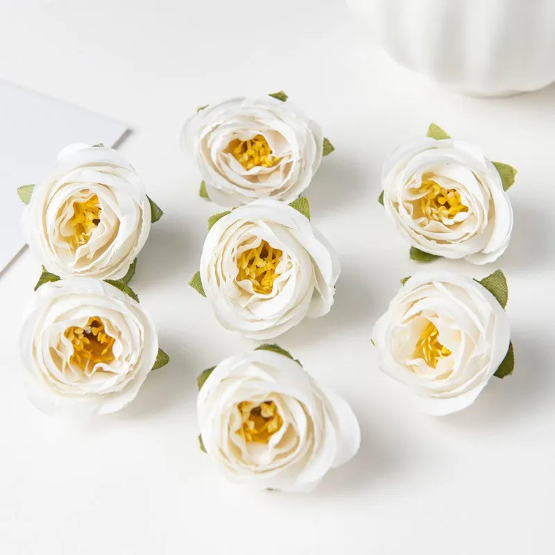 décoration intérieure fleurs artificielles roses délicates variées couleurs réaliste maison chambre table événements