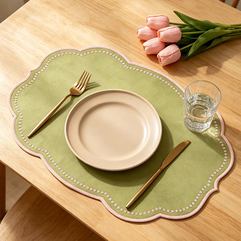 sets table vert olive rose brodé dimensions 42x30cm champêtre assiettes tasses couverts