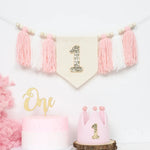 guirlande décoration enfantine couronne fleurs blanches pompons roses numéro doré margarita