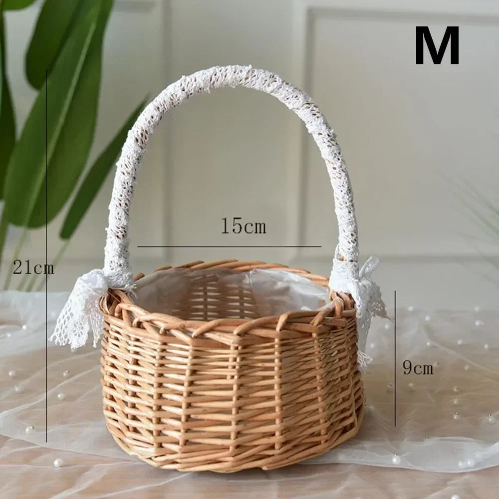 panier osier tressé rustique poignées tissu blanc vintage naturel respectueux environnement