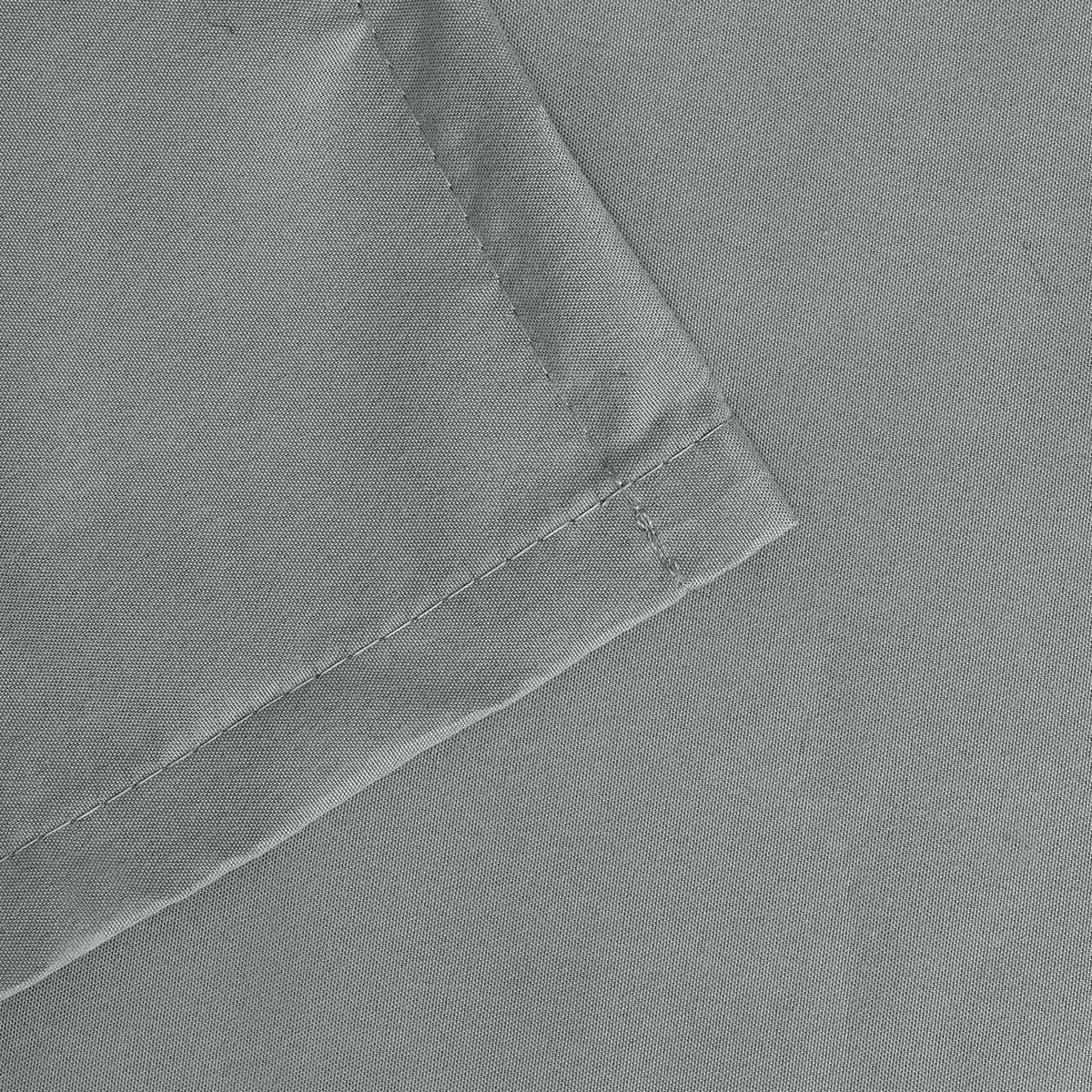 Vue de près du design double face gris et blanc du rideau