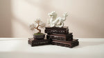support bois sculpté classique noir vases pierres décorations