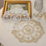 serviettes table broderie florale dentelle classique blanc beige 33cm rond polyester