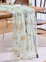 nappe transparente florale brodée vert clair rose blanc table champêtre décoration hand wash