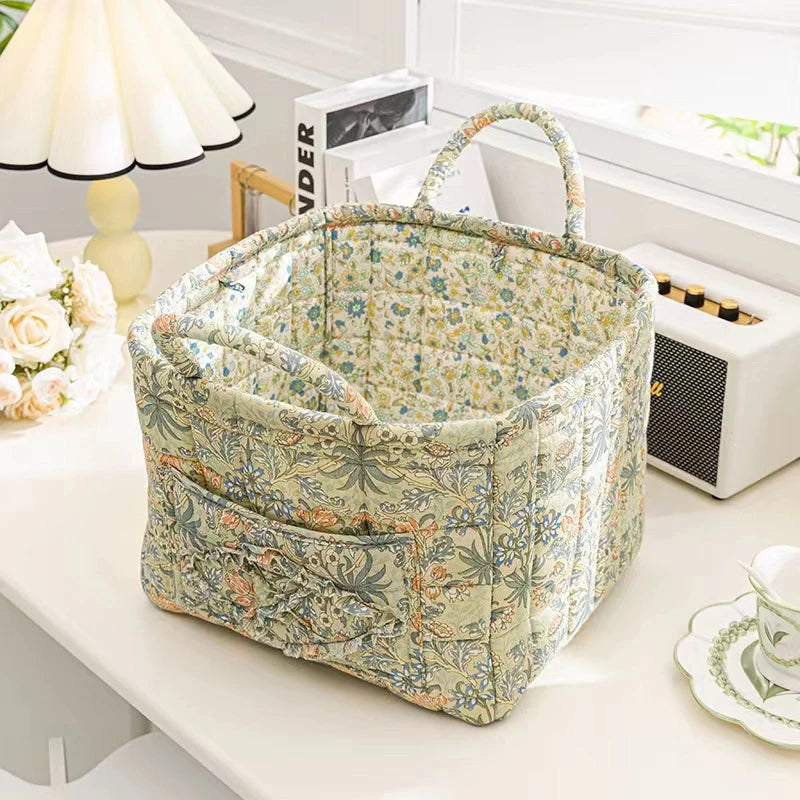 Paniers de rangement utilisés pour stocker du linge