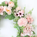décoration murale couronne florale artificielle rose clair blanc vert rustique
