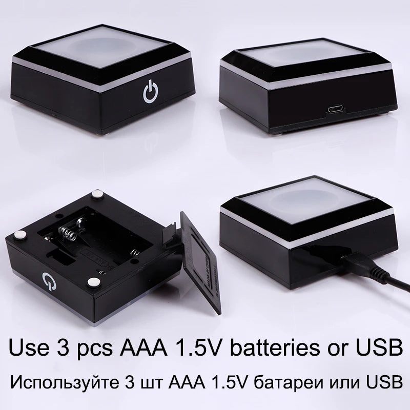 Cadre photo en cristal placé sur un bureau avec décoration minimaliste