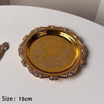 assiettes decoratives argent doré ornements floraux geometriques classiques table dessert bijoux