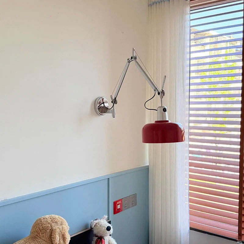 lampe murale moderne rouge deco chambre salon éclairage quotidien articulée métal fixée mur