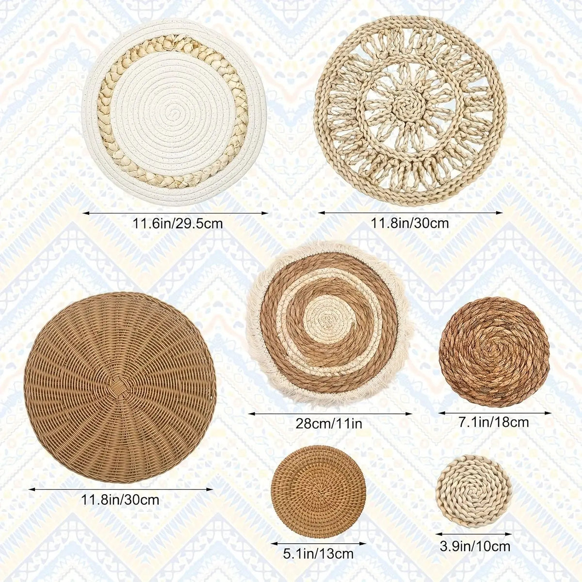 assiettes decoratives boho artisanal tissage main motifs geometriques franges naturel beige