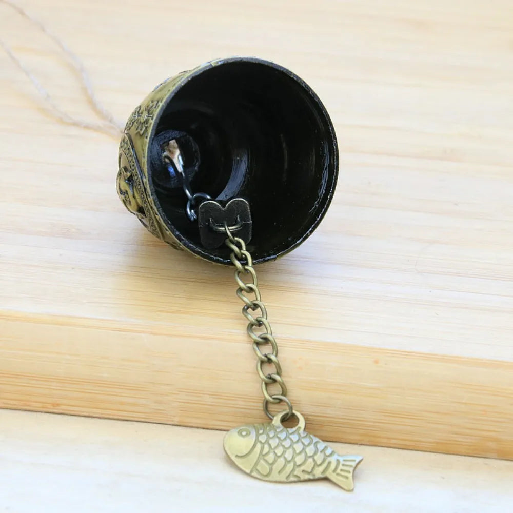 cloche décorative artisanale bronze doré motifs poissons oiseaux vintage(chaines bois)