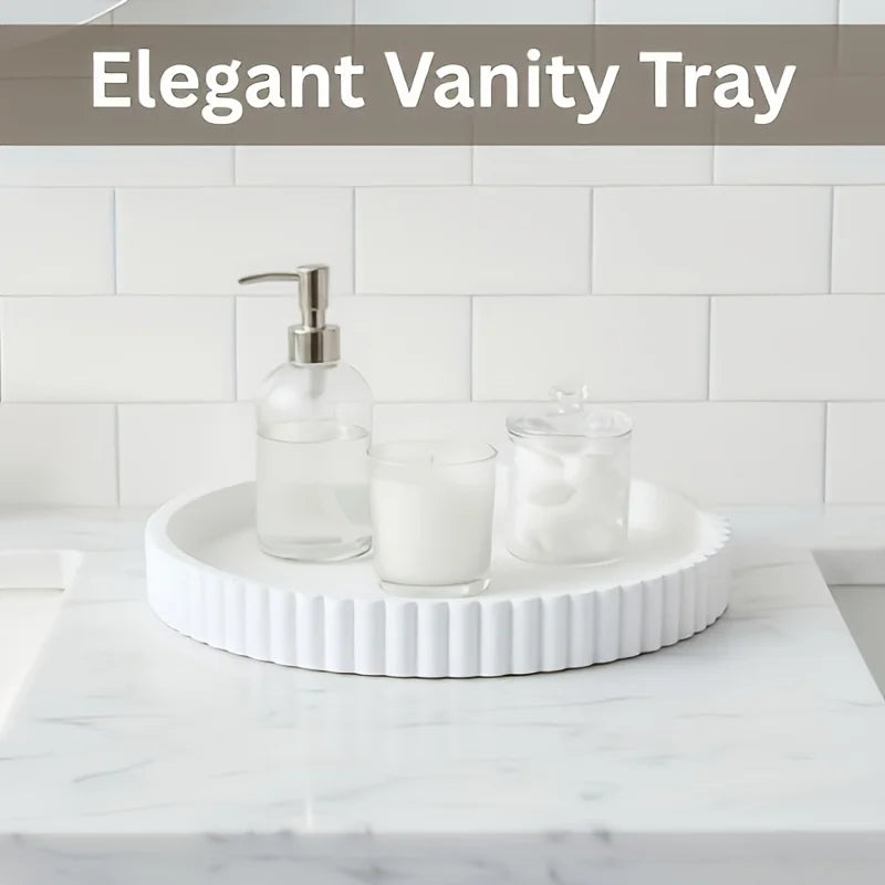 plateau decoratif blanc motif dentele bord diffuseur parfum bougie vase fleurs séchées bouteille savon