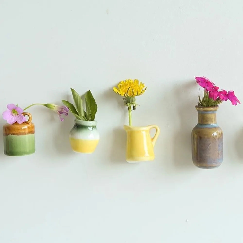 vase mural adhésif vintage minimaliste motifs floraux couleurs vives petits espaces deco