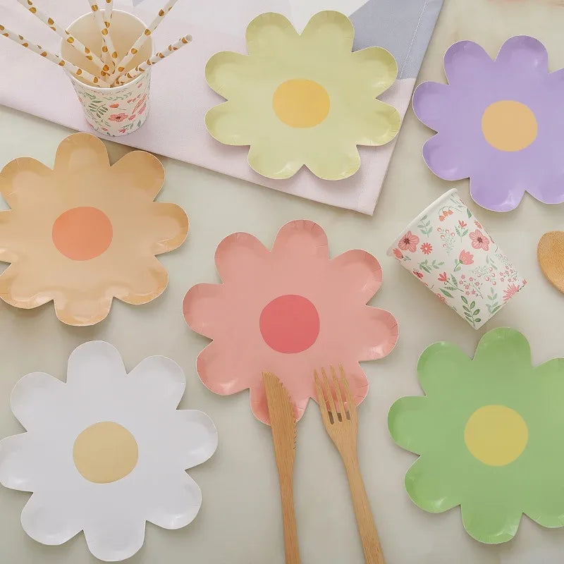 assiettes jetables fleurées anniversaire moderne enfantin blanc rose vert violet