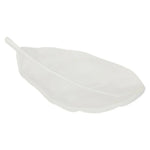 assiettes feuilles forme moderne minimaliste couleurs vert gris marron rouge blanc