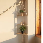 étagère suspendue triangle macramé bois corde noire bohème rustique minimaliste support plante chambre salon
