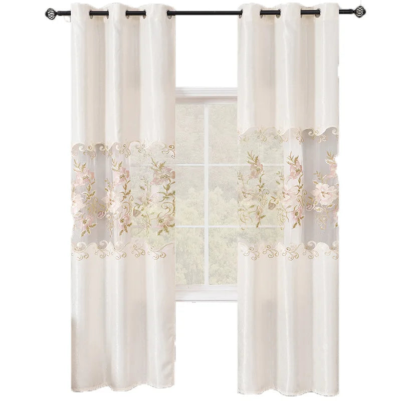 rideau blanc brodé fleur doré rose pâle classique romantique fenêtre
