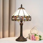 lampe table tiffany multicolore vitrail opaleuse traditionnelle allumée facilement chambre salon