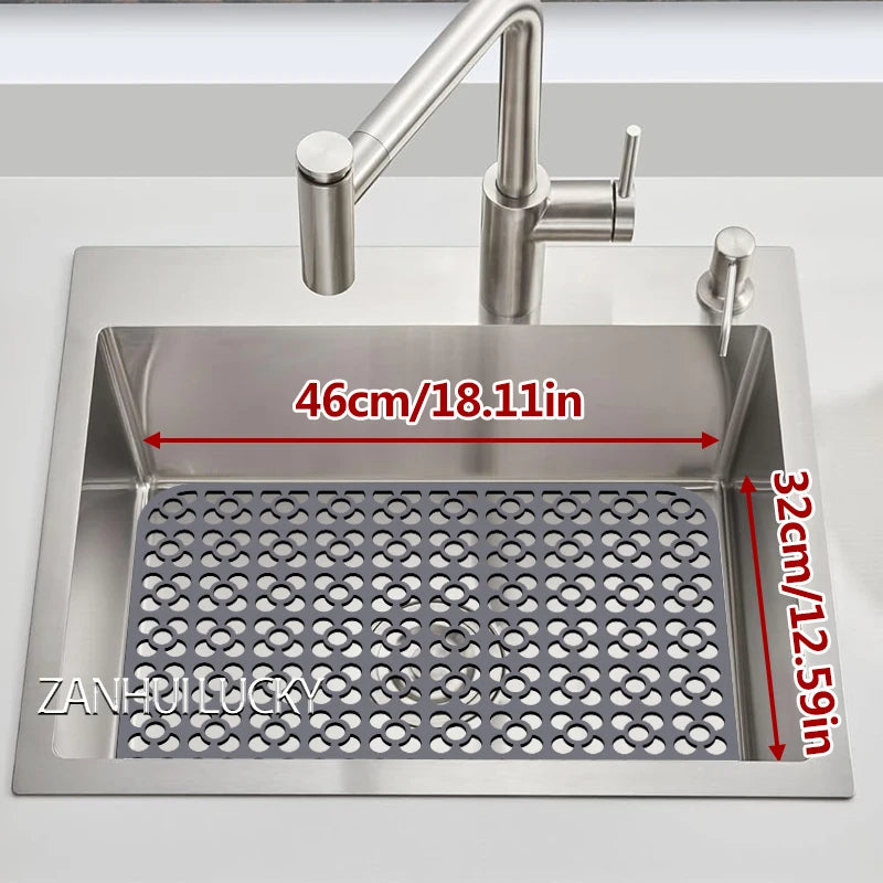 tapis protection silicone moderne gris perforations antidérapant cuisine vaisselle fond évier résistance chaleur