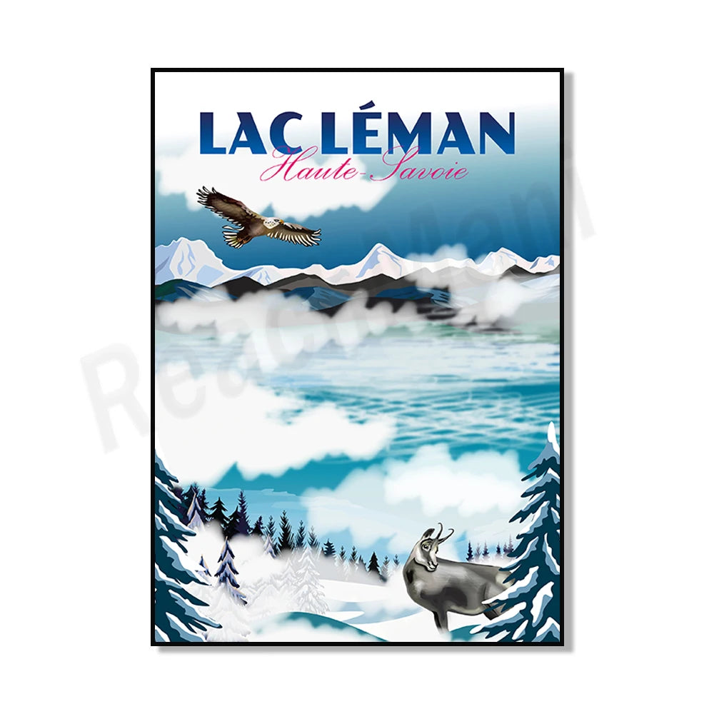 Paysage hivernal des Alpes françaises avec des montagnes enneigées, une forêt de pins, un lac gelé et des animaux sauvages tels qu'un aigle et un chamois dans un cadre pittoresque.
