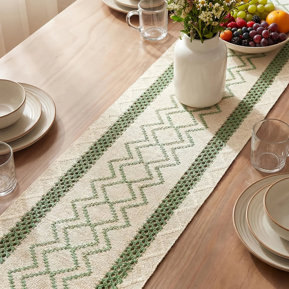 tableau décoratif chemin table zigzag vert fond beige dimension 180cm 33cm traditions fêtes années