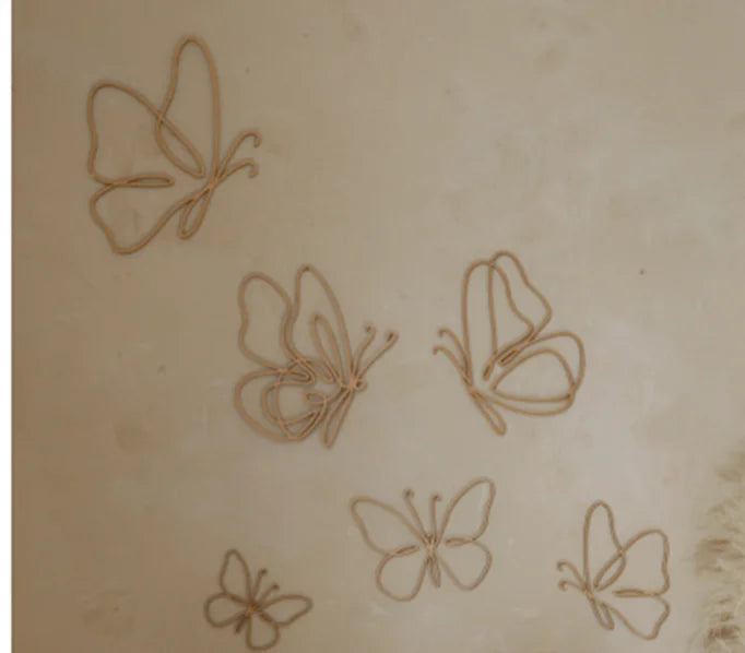 décoration murale papillons fil fer naturel artisanal moderne chambre fille adolescente bois illustration fleurs