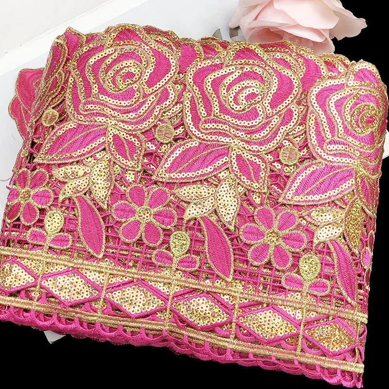 ruban dentelle brodé fleurs glitter rose bleu or 19.5cm largeur polyester occasion partie decoration