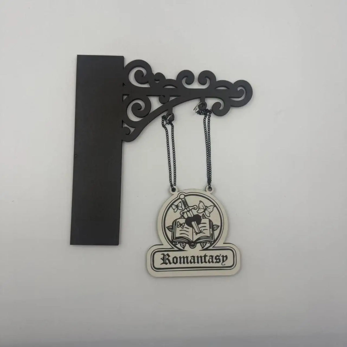 supports muraux livres pendentifs décoratifs gothiques ornements floraux arches métalliques pendentifs translucides motifs bibliothèque